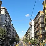 Fafa Apartment City Center